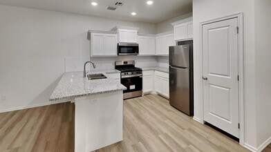 1112 NW 113th St in Oklahoma City, OK - Building Photo - Building Photo