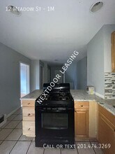 12 Meadow St in Bayonne, NJ - Building Photo - Building Photo