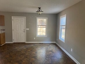 5100 Virginia Ave in Cumming, GA - Building Photo - Building Photo