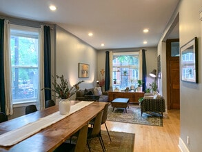 1409 North Campbell Avenue, Unit Unit 2 in Chicago, IL - Foto de edificio - Building Photo