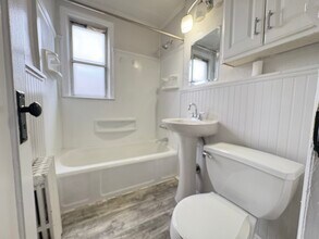 10 S Carpenter Ter in Belleville, NJ - Building Photo - Building Photo