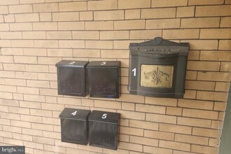 4441 Spruce St in Philadelphia, PA - Building Photo - Building Photo