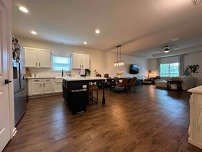 69 Lilly Bell Ln in Freeport, FL - Building Photo - Building Photo