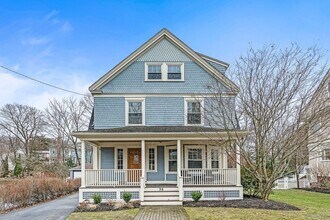 34 Glen Rd in Winchester, MA - Building Photo - Building Photo