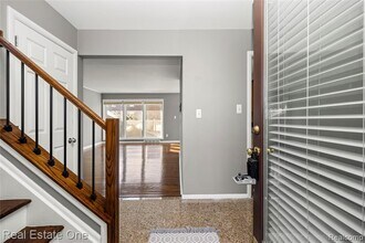 556 Bloomfield Ct in Birmingham, MI - Building Photo - Building Photo