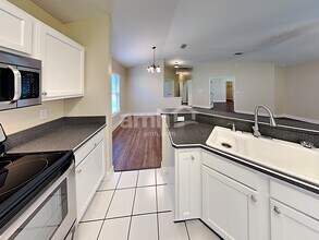 805 Putters Green Way N in Saint Johns, FL - Building Photo - Building Photo