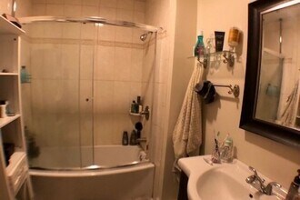 2343 Sherbrook St in Pittsburgh, PA - Foto de edificio - Building Photo