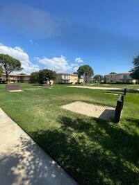 Mountain Shadows Apartments photo'