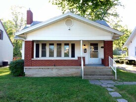 108 N Union St in Bloomington, IN - Building Photo