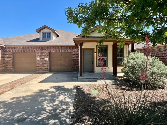 143 Creekside Villa Dr in Kyle, TX - Building Photo - Building Photo