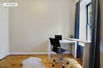 127 St Marks Pl in Brooklyn, NY - Building Photo - Building Photo