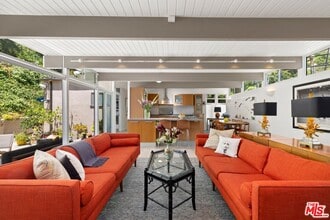 2509 Greenvalley Rd in Los Angeles, CA - Building Photo - Building Photo