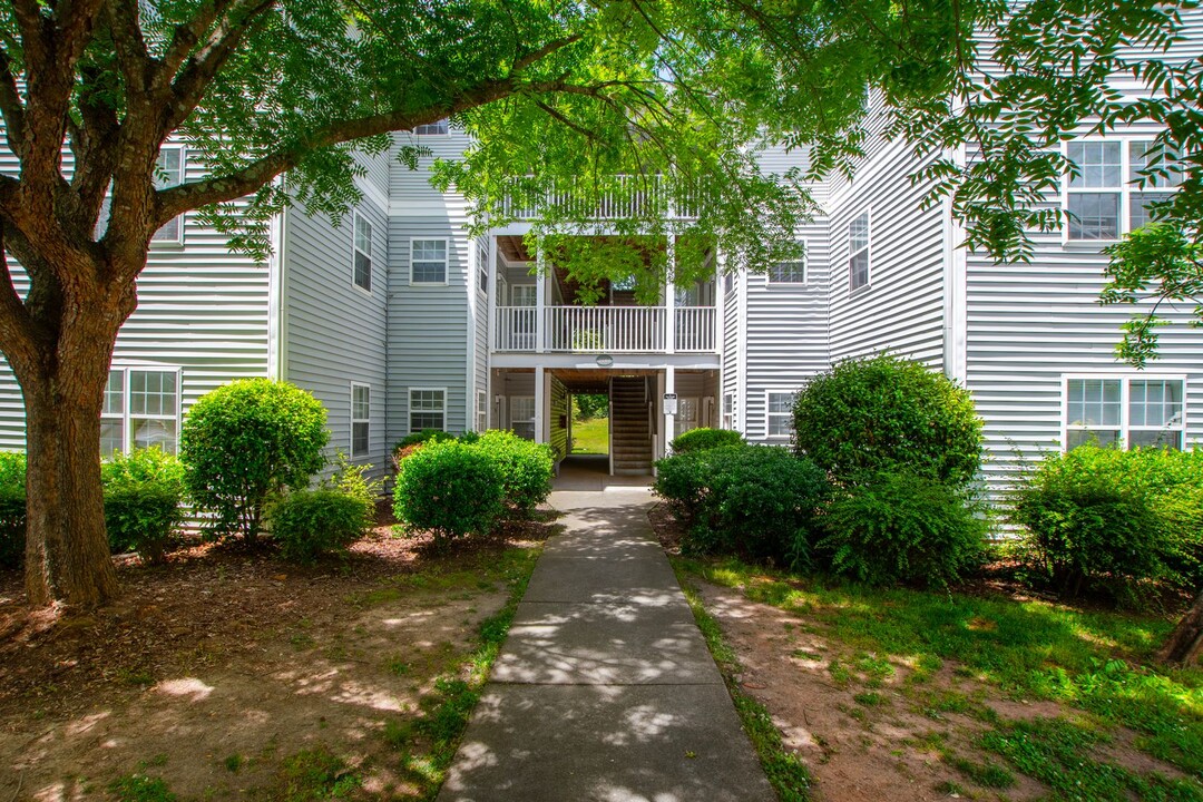 2100 Wolf Tech Ln in Raleigh, NC - Building Photo