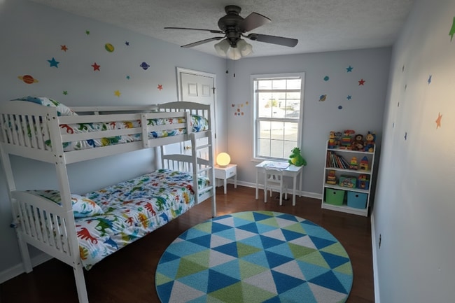 912 Lyme Brook Ln in Charlotte, NC - Foto de edificio - Building Photo