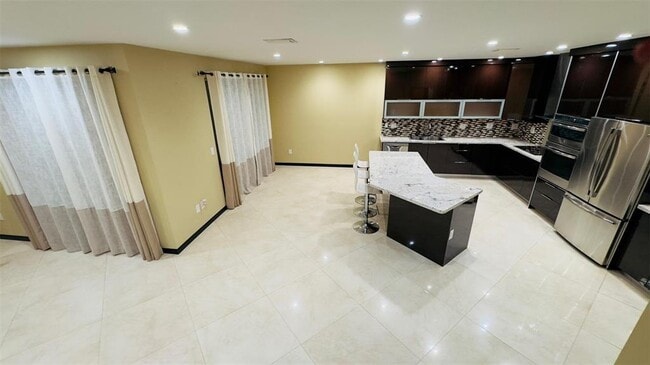 1094 Redwood St in Hollywood, FL - Building Photo - Building Photo