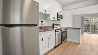 Nordic Lofts in Seattle, WA - Foto de edificio - Interior Photo