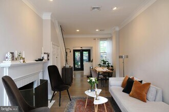 1337 28th St NW in Washington, DC - Building Photo - Building Photo