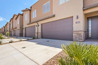 VALO at Desert Haven in Washington, UT - Foto de edificio - Building Photo