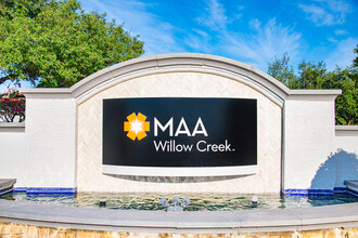 MAA Willow Creek in Bedford, TX - Building Photo - Building Photo