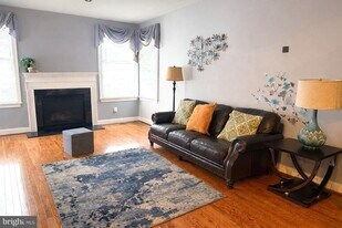 49 Sloan Rd in West Chester, PA - Building Photo