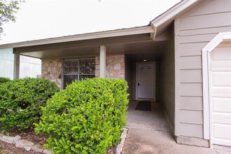 401 Mountain Laurel Dr in Cedar Park, TX - Building Photo - Building Photo