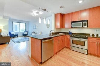 4101 Albemarle St NW in Washington, DC - Building Photo - Building Photo