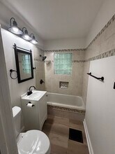 6810 S Benton Ave in Kansas City, MO - Building Photo - Building Photo