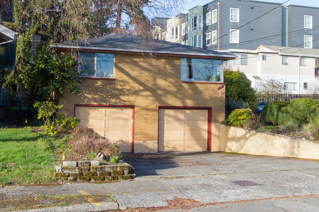 846 NE 86th St in Seattle, WA - Building Photo - Other