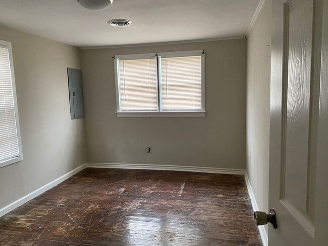 1019 N Simmons St in Lake Charles, LA - Building Photo - Building Photo