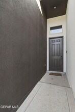 244 Farnborough St in El Paso, TX - Building Photo - Building Photo
