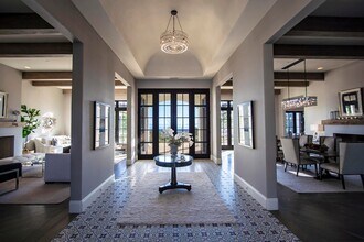700 E Mountain Dr in Montecito, CA - Building Photo - Building Photo