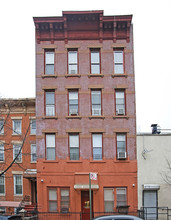 131 Ryerson St in Brooklyn, NY - Building Photo - Building Photo