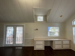 36010 Sand Rd in Grand Island, FL - Building Photo - Building Photo