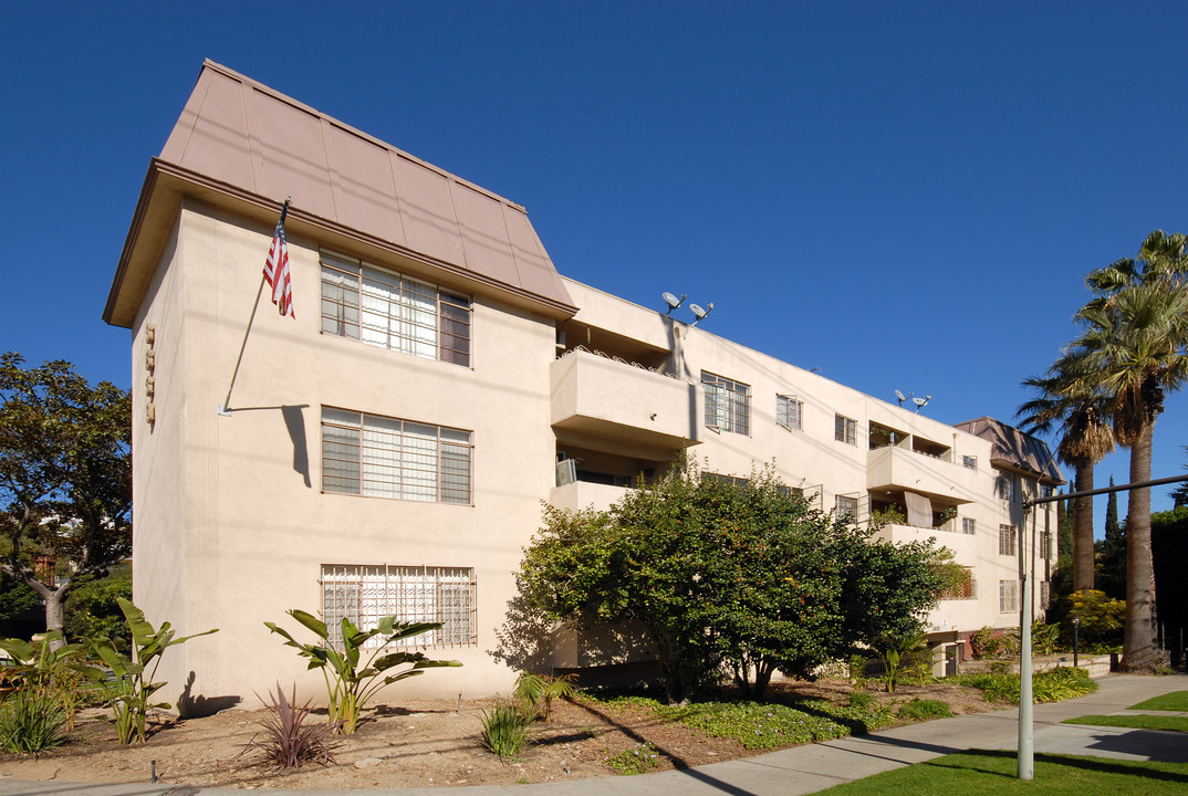 3839 Los Feliz Blvd in Los Angeles, CA - Building Photo