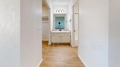 4400 Dogwood Ln in Redding, CA - Building Photo - Building Photo