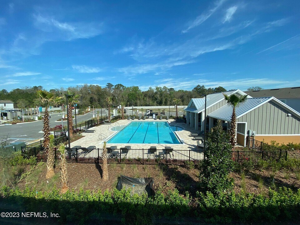 8313 Zenith Cir in Jacksonville, FL - Building Photo