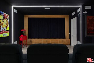 444 Laurel Ave in West Hollywood, CA - Building Photo - Building Photo