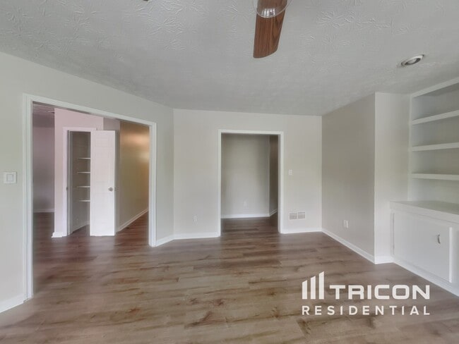 325 Cypress Ln in Stockbridge, GA - Building Photo - Building Photo