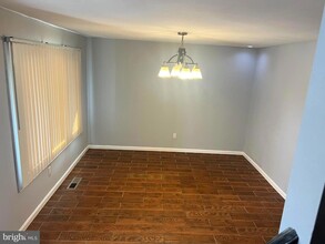 17 Ridgewood Pl, Unit 8100 in Willingboro, NJ - Building Photo - Building Photo