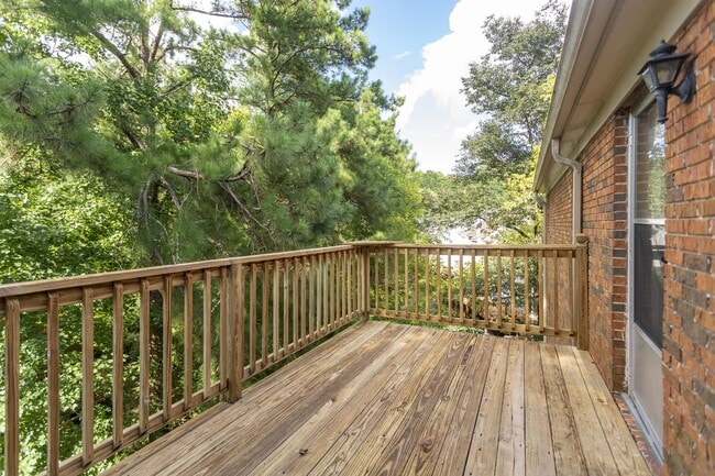 2105 Montreat Pkwy in Vestavia Hills, AL - Building Photo - Building Photo