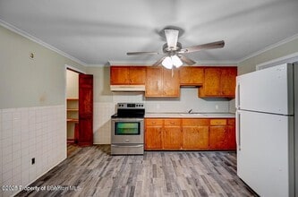 1235 Diamond Ave in Scranton, PA - Building Photo - Building Photo