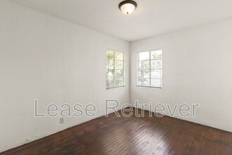 2045 Monte Diablo Ave in Stockton, CA - Foto de edificio - Building Photo