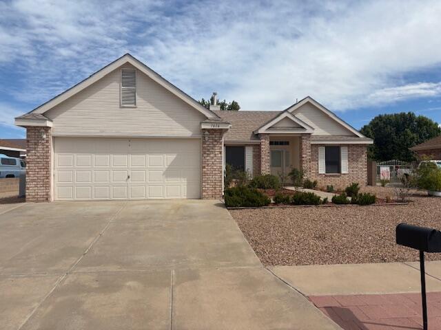 property at 1616 Cerro Vista Loop NW