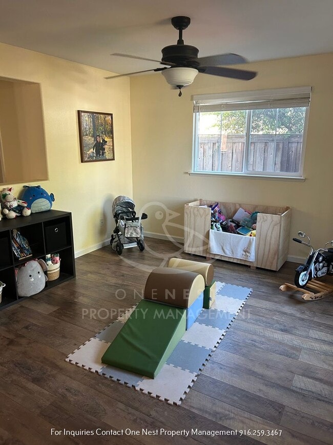 1518 Garnet Way in Olivehurst, CA - Building Photo - Building Photo