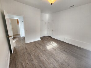 835 12th St, Unit 205 in Paso Robles, CA - Building Photo - Building Photo