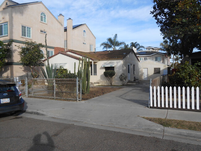 260 Evergreen Ave, Unit O-0706 in Imperial Beach, CA - Building Photo - Building Photo