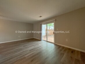 7956 Community Dr in Manassas, VA - Building Photo - Building Photo