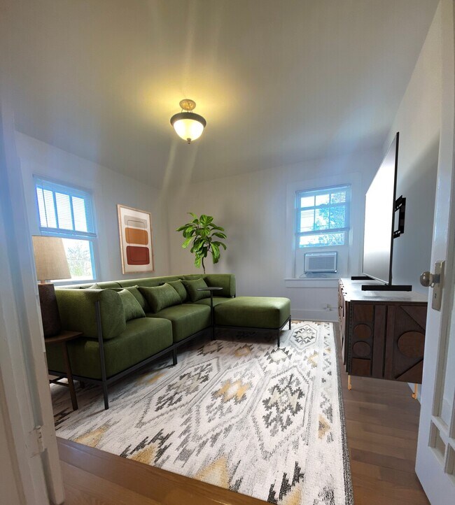 2640 Green Bay Rd in Evanston, IL - Building Photo - Building Photo