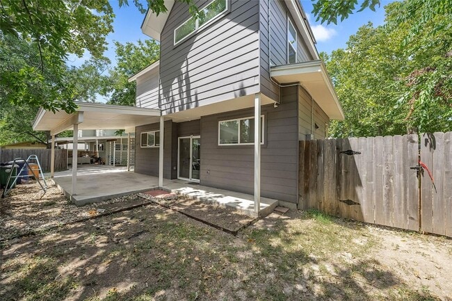 600 W Odell St