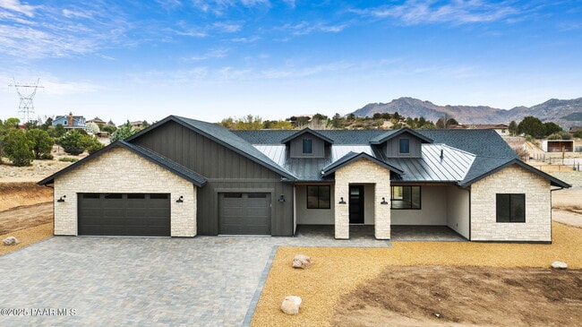 property at 4613 W Stazenski Rd